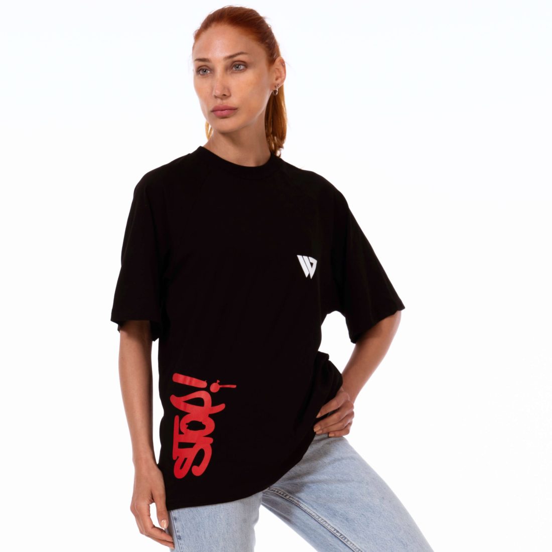 Move On Oversize T-Shirt - WUNGEN |Stop to everything that's classic! It's the right time to ignite innovation. The right shirt is 'Move On', and the right place is WUNGEN.