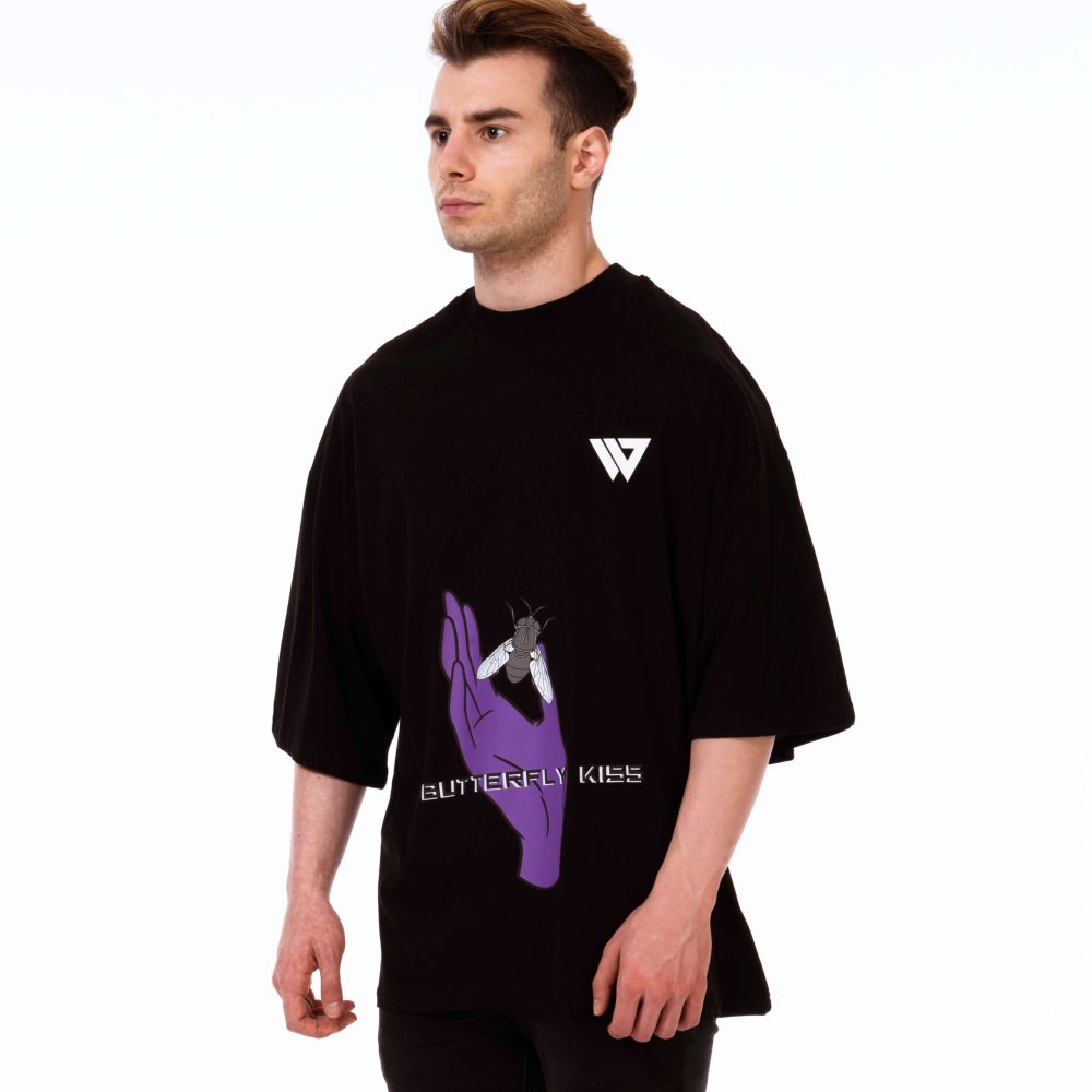Butterfly Kiss Oversize T-Shirt - Image 3
