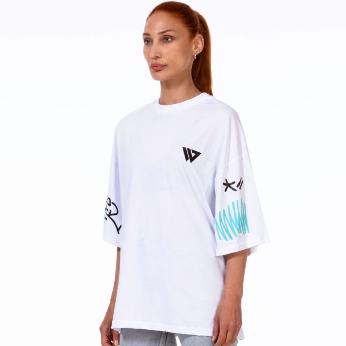 Cloud Oversize T-Shirt - WUNGEN |Some of us love the messy look! A style where your unique lines are the most harmonious has been designed for you. WUNGEN gets us all!
