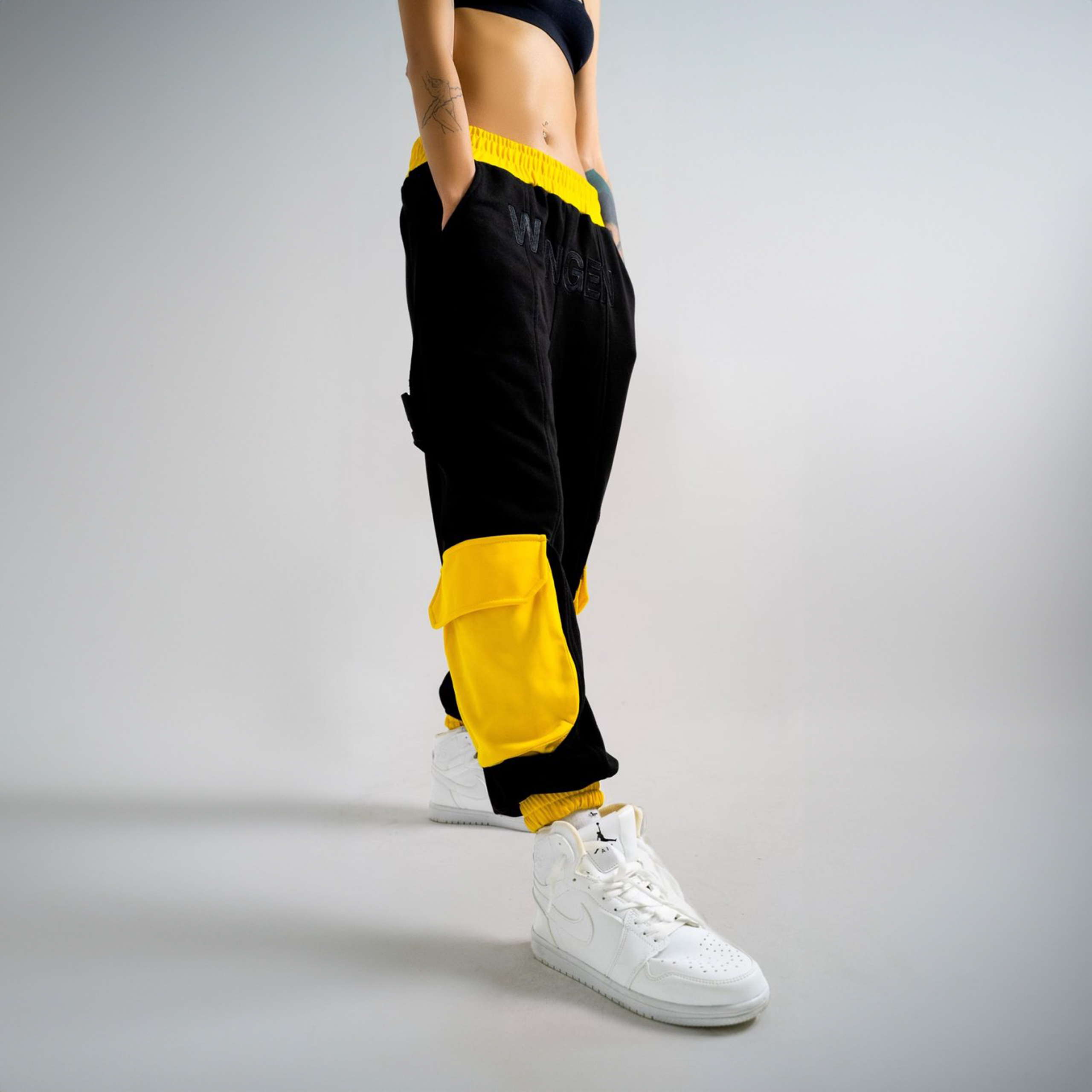 Reliable Sweatpants - WUNGEN | Bringing together comfortable style and durability. It's a perfect option to make you feel comfortable while on the move.